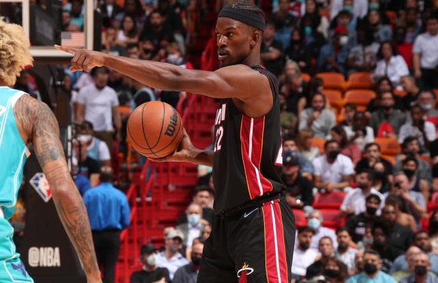 他与球队其 他与球队其