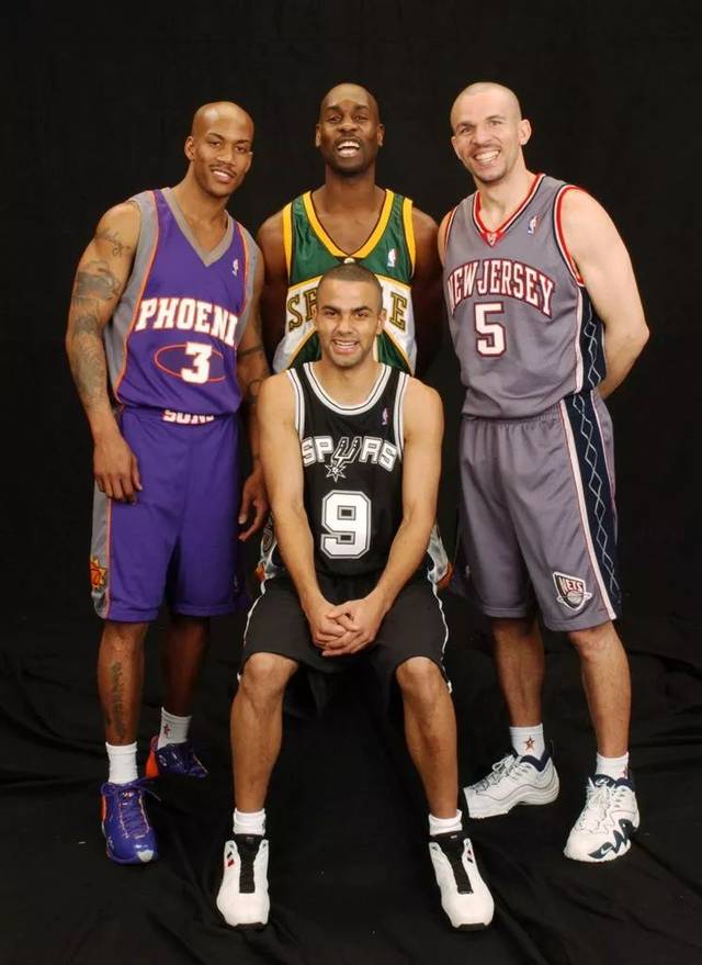 往往比刻板 往往比刻板