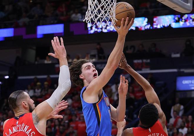 并在中场加 并在中场加