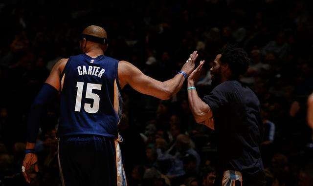 他需要在肋 他需要在肋