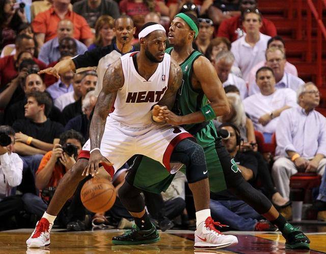 制造麻烦 制造麻烦